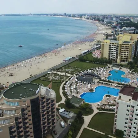 Summer Breeze 506 Private Sunny Apartment *